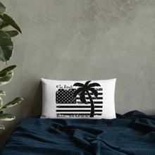 Load image into Gallery viewer, Premium Pillow American Palm