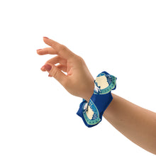 Load image into Gallery viewer, Catch-A-Dream Scrunchie