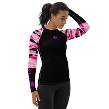 Load image into Gallery viewer, Beach Boutique Women's Rash Guard