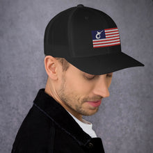Load image into Gallery viewer, Trucker Cap O'Lo Merica