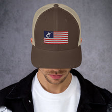 Load image into Gallery viewer, Trucker Cap O'Lo Merica