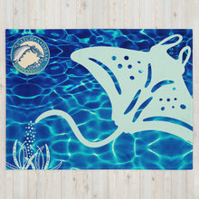 Load image into Gallery viewer, Throw Blanket Sea Ray Catch-A-Dream