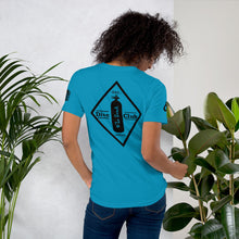 Load image into Gallery viewer, Short-Sleeve Women's T-Shirt Dive Club