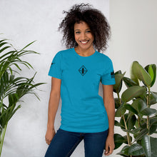 Load image into Gallery viewer, Short-Sleeve Women's T-Shirt Dive Club