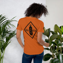 Load image into Gallery viewer, Short-Sleeve Women's T-Shirt Dive Club