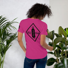Load image into Gallery viewer, Short-Sleeve Women's T-Shirt Dive Club