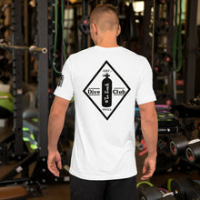 Load image into Gallery viewer, Short-Sleeve T-Shirt Dive Club