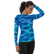 Load image into Gallery viewer, Women&#39;s Rash Guard Reflections (Dark)
